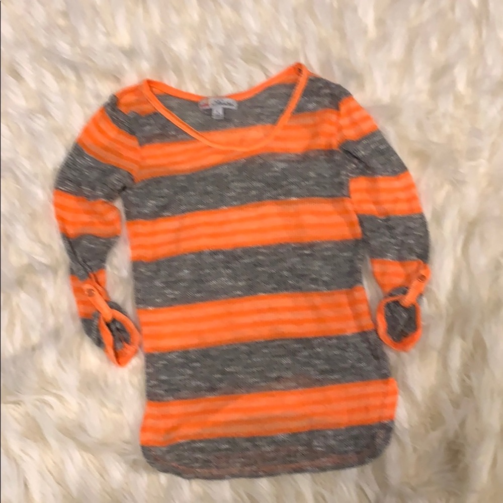 Women size S shirt
